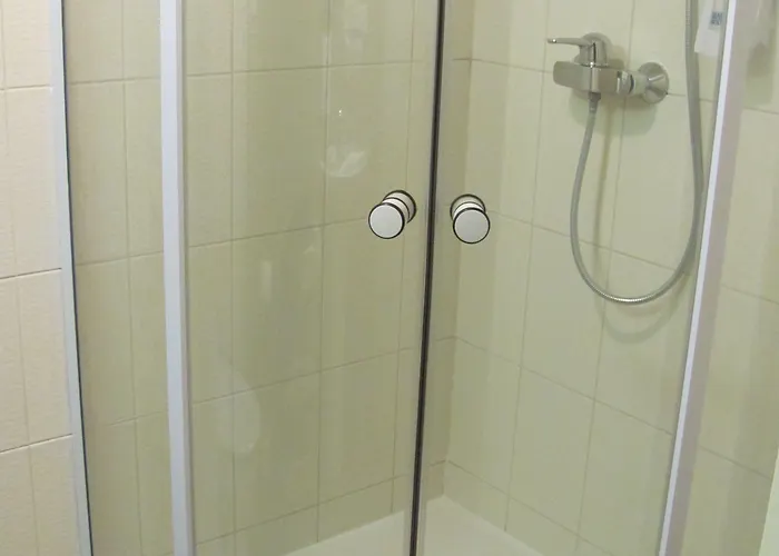 Carolina 2* بارنو